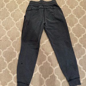 Lululemon gray joggers